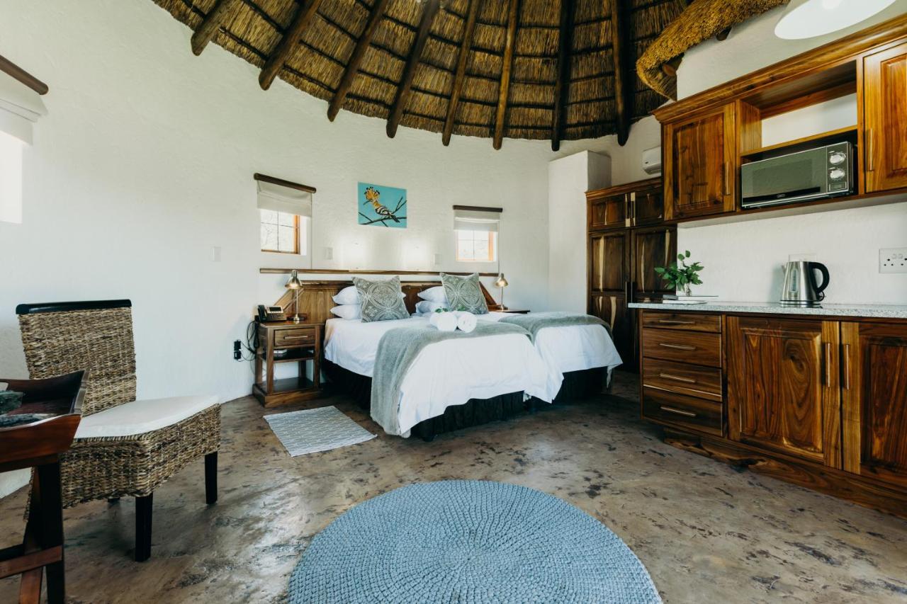 Mopane Bush Lodge