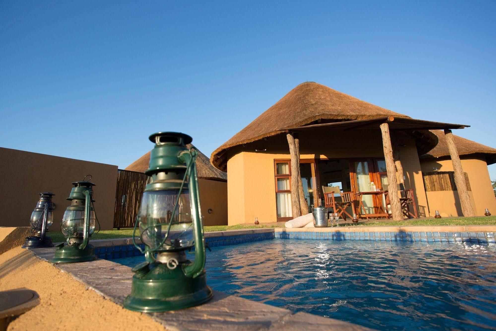 Lodge Mopane Bush