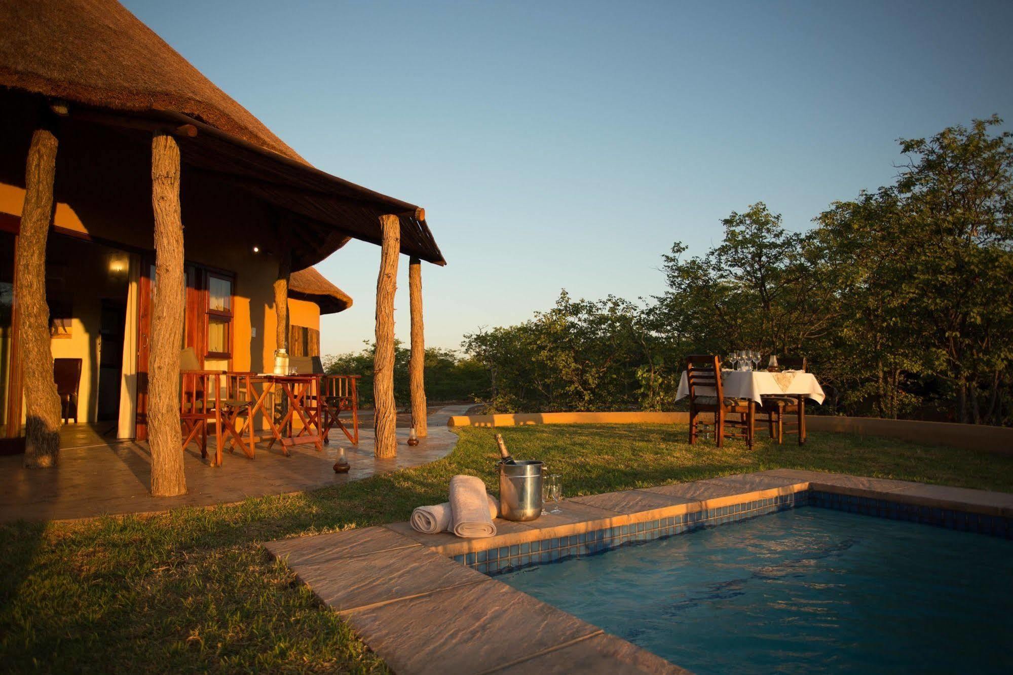 Mopane Bush Lodge Linton