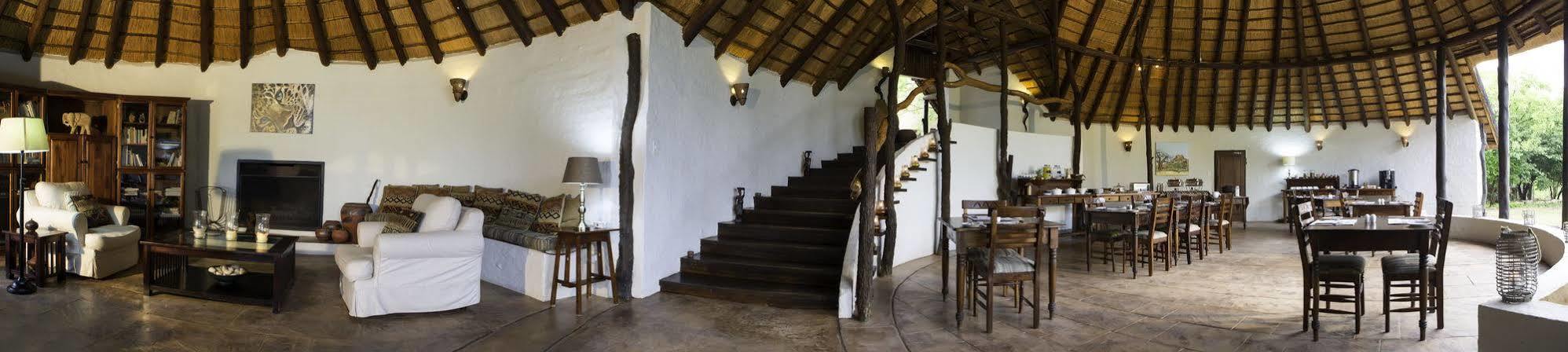 Lodge Mopane Bush